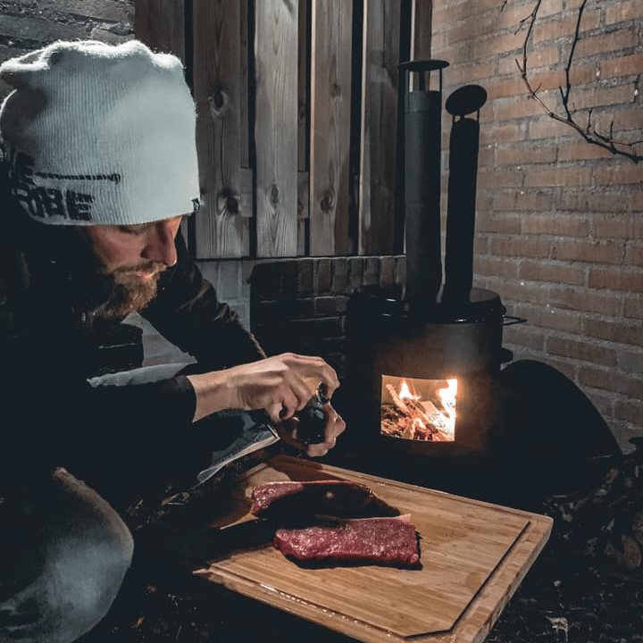 Gotowanie na świeżym powietrzu za pomocą kuchenki VUUR LAB.