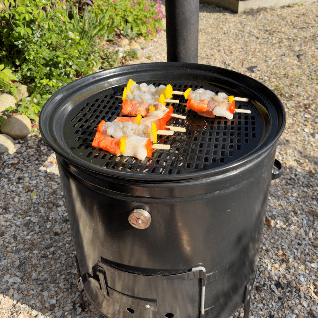 Vis op de VUUR LAB. BBQ buiten kookkachel