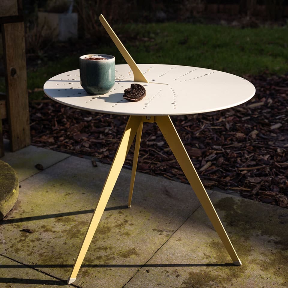 Zonnewijzer tafel geel Weltevree