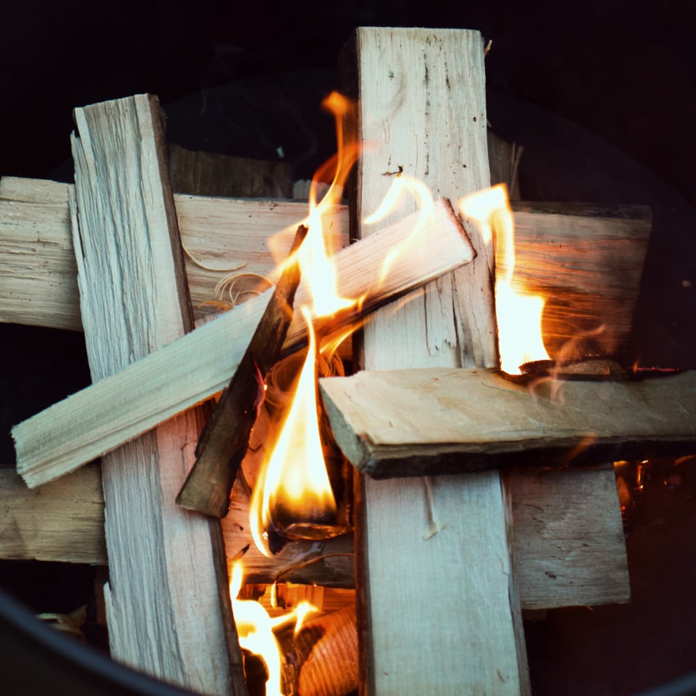 Przytulna kuchenka do gotowania na zewnątrz VUUR LAB. Fire