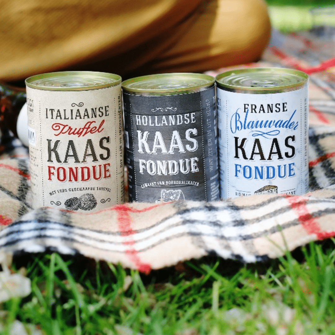 Kleine proeverij kaasfondue in blik