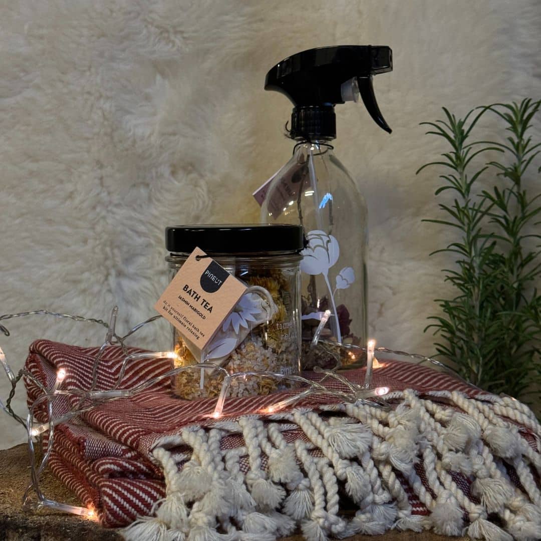 Pineut Badespray und Badetee