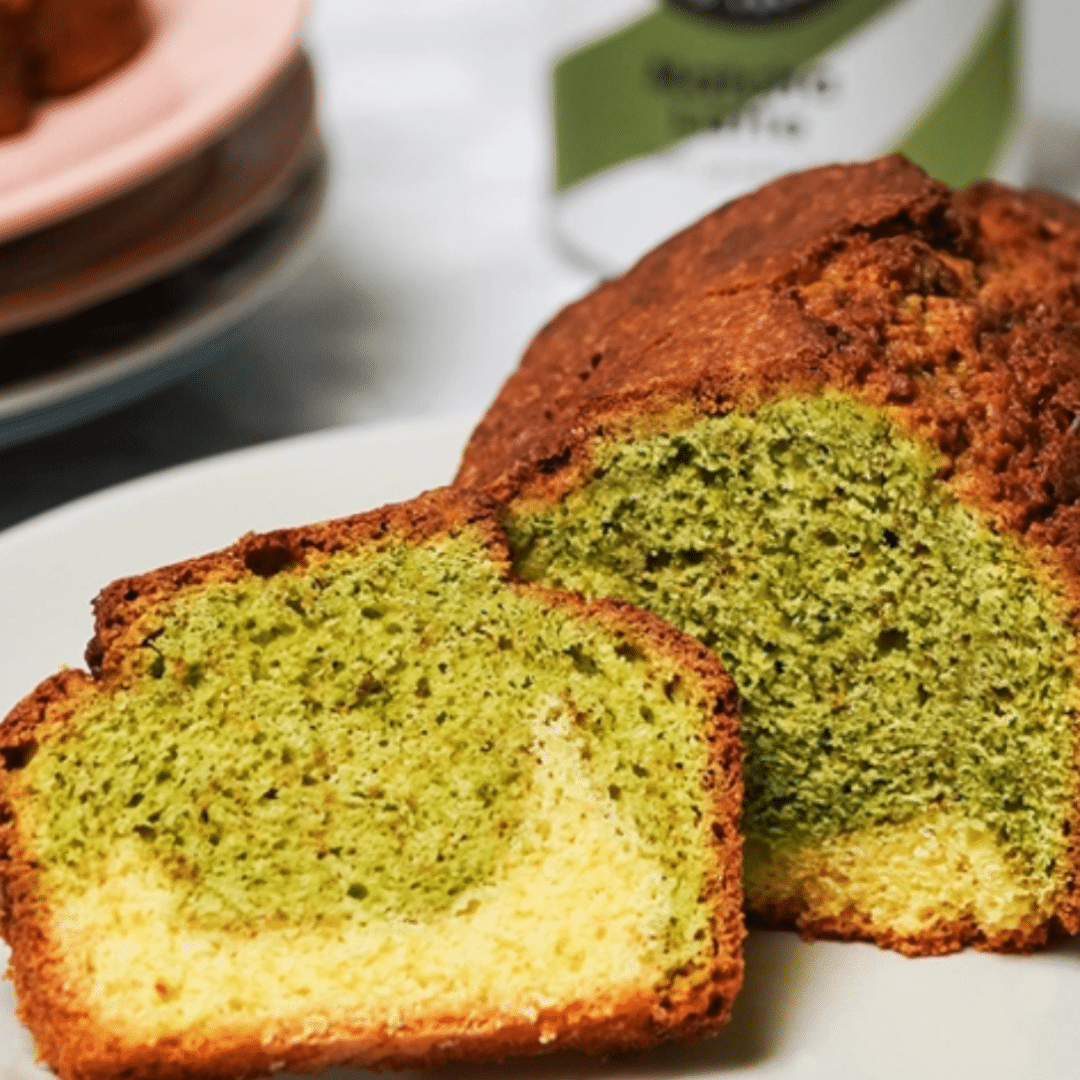 Maak deze onweerstaanbare Matcha Cake