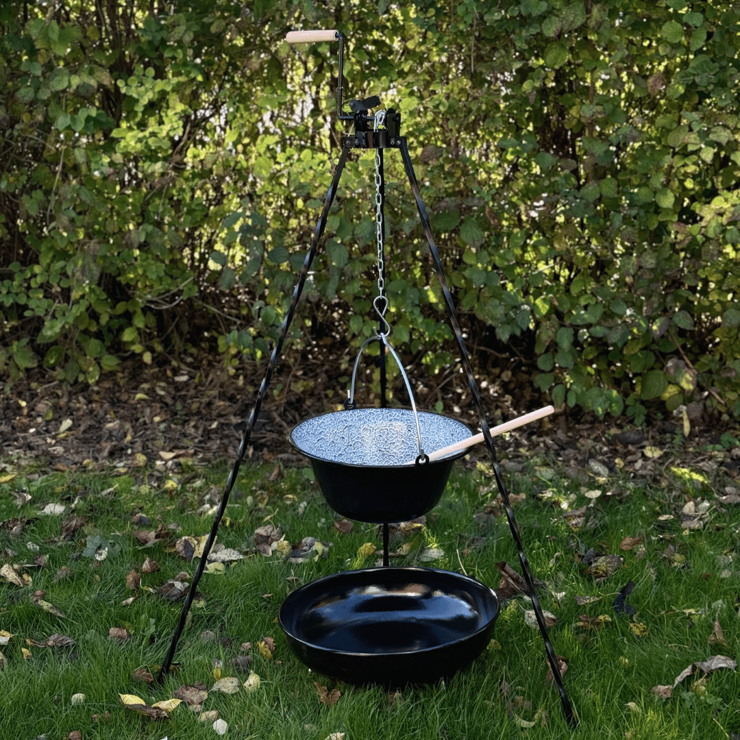 tripod set witch-kettle and fire bowl