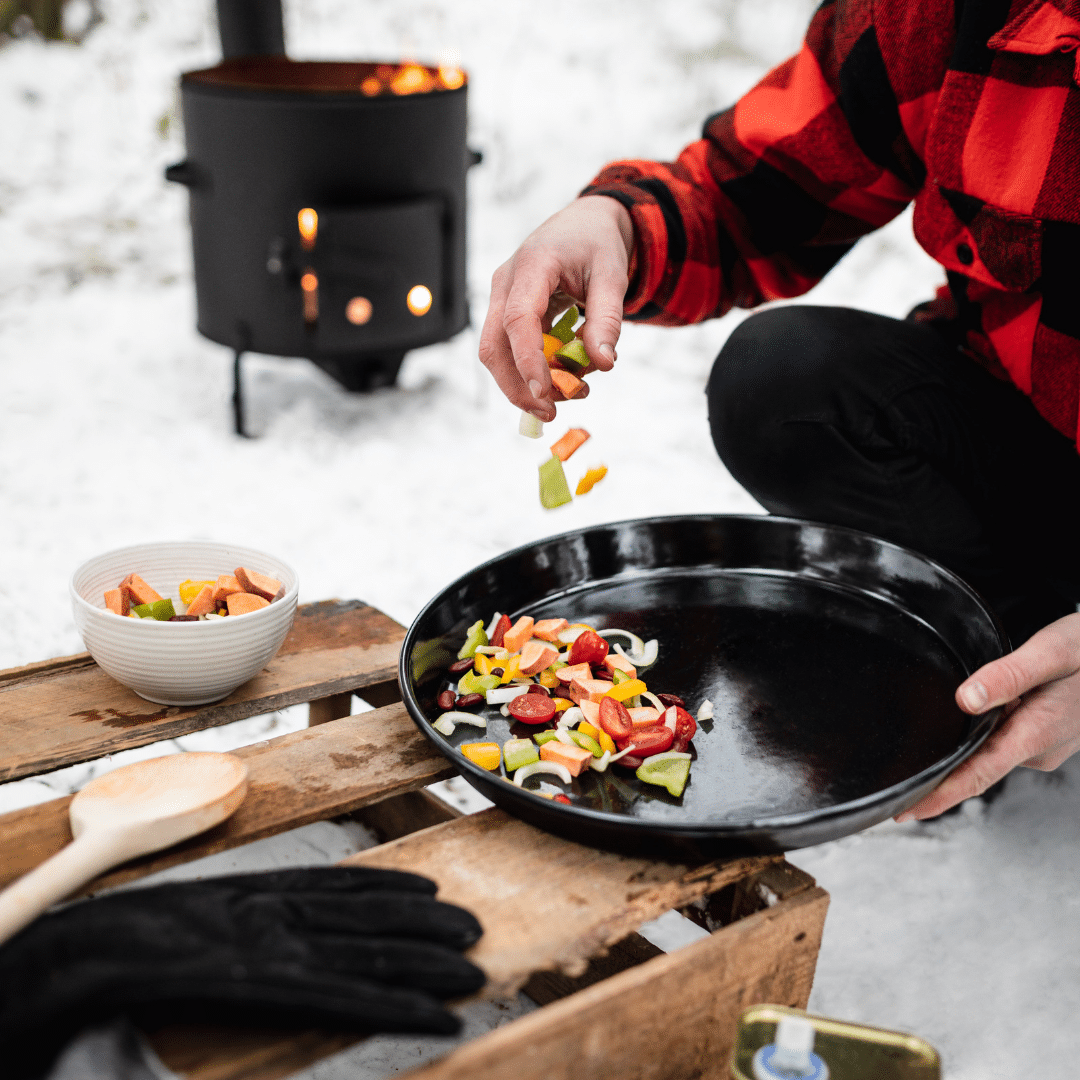 VUUR LAB. BBQ buiten kookkachel bakplaat voorbereiding eten abigail van kooten